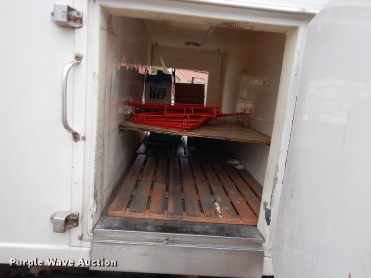 image for item FW9914 2017 Isuzu NPR  refrigerated truck