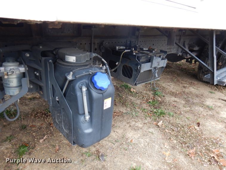 image for item FW9914 2017 Isuzu NPR  refrigerated truck