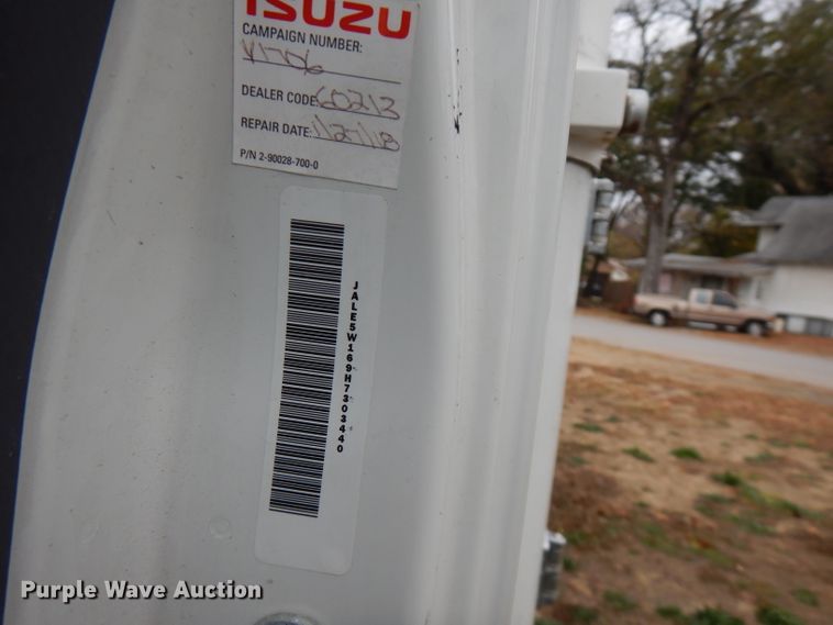 image for item FW9914 2017 Isuzu NPR  refrigerated truck