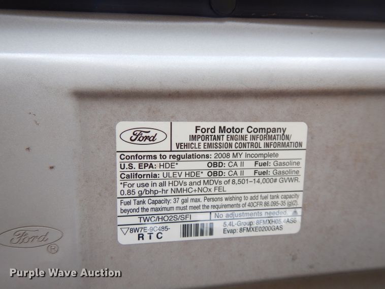 image for item FW9916 2008 Ford E350 Super Duty  shuttle bus