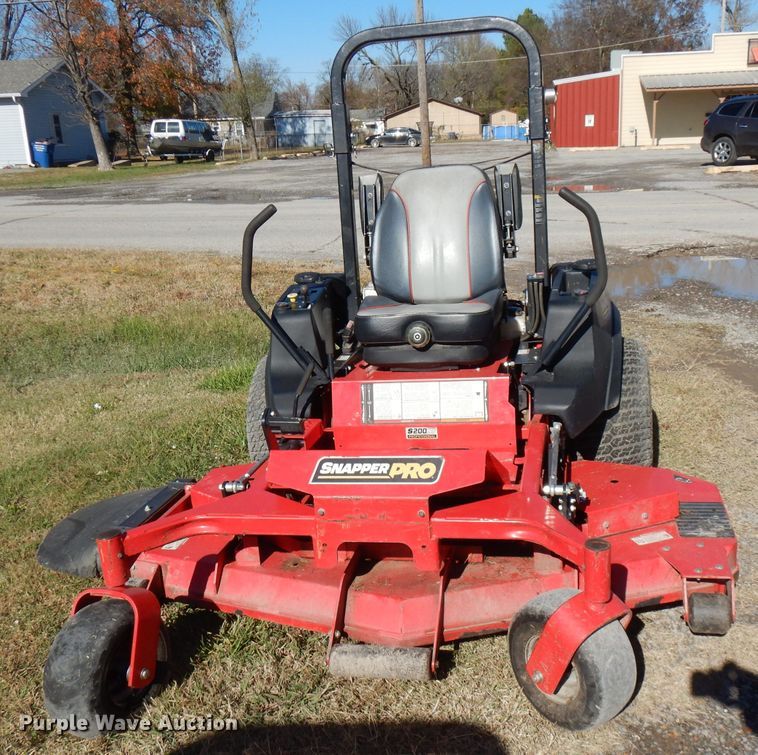 image for item FW9957 Snapper Pro S200  ZTR lawn mower