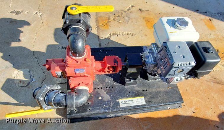 image for item FY9768 5,500 gallon storage tank