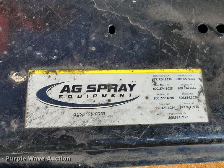 image for item FY9768 5,500 gallon storage tank