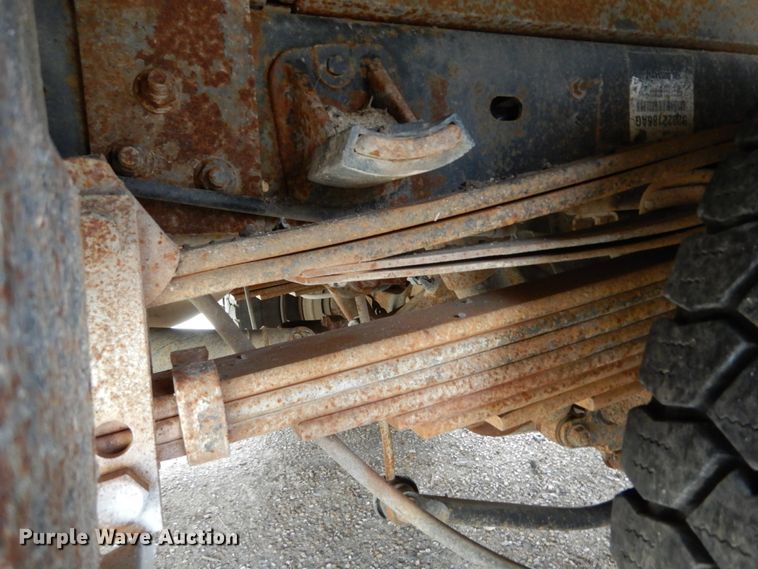 image for item GB9886 2008 Sterling 5500  bucket truck