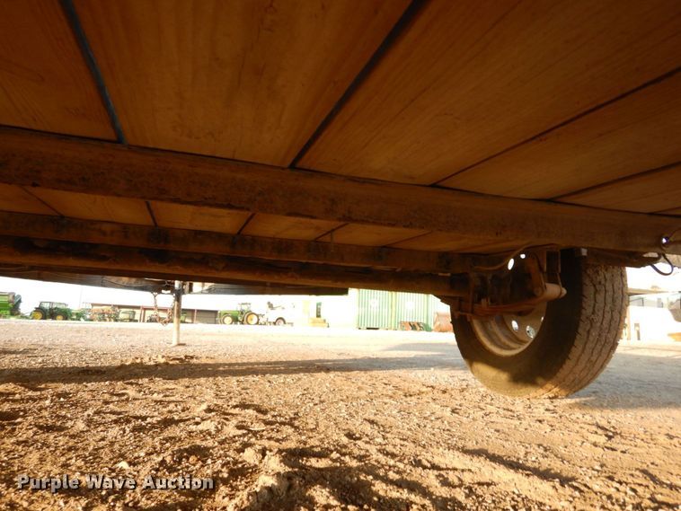 image for item GQ9872 2017 H&H 7X12 utility trailer