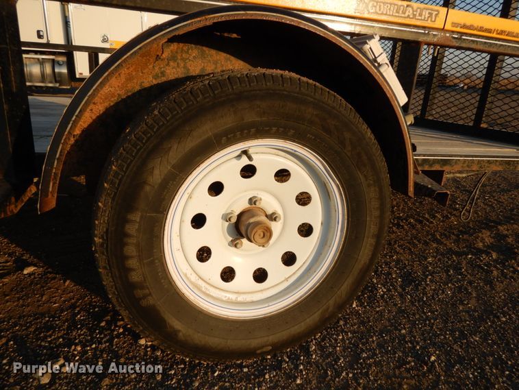 image for item GQ9872 2017 H&H 7X12 utility trailer