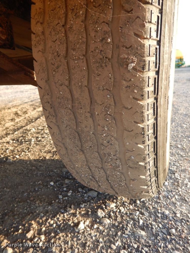 image for item GQ9872 2017 H&H 7X12 utility trailer