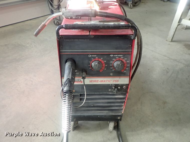 image for item GX9712 Lincoln Wirematic 255 wire feed welder