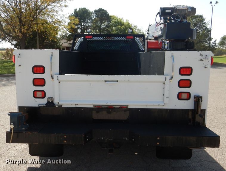image for item HC9134 2013 Ford F450 Super Duty  utility truck with crane