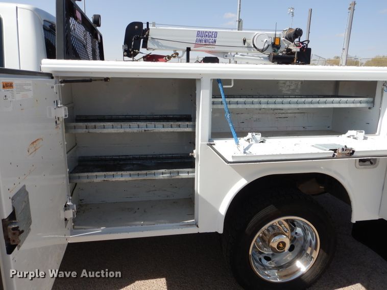 image for item HC9134 2013 Ford F450 Super Duty  utility truck with crane