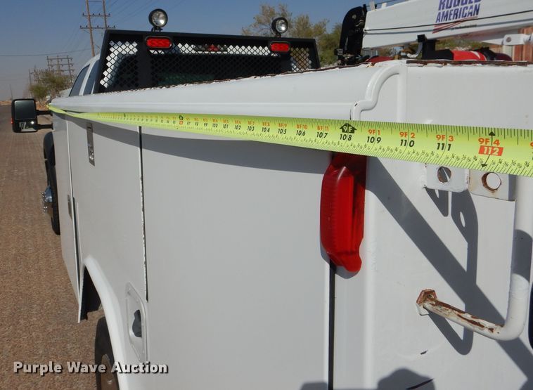 image for item HC9134 2013 Ford F450 Super Duty  utility truck with crane