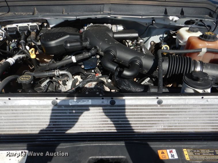 image for item HC9134 2013 Ford F450 Super Duty  utility truck with crane