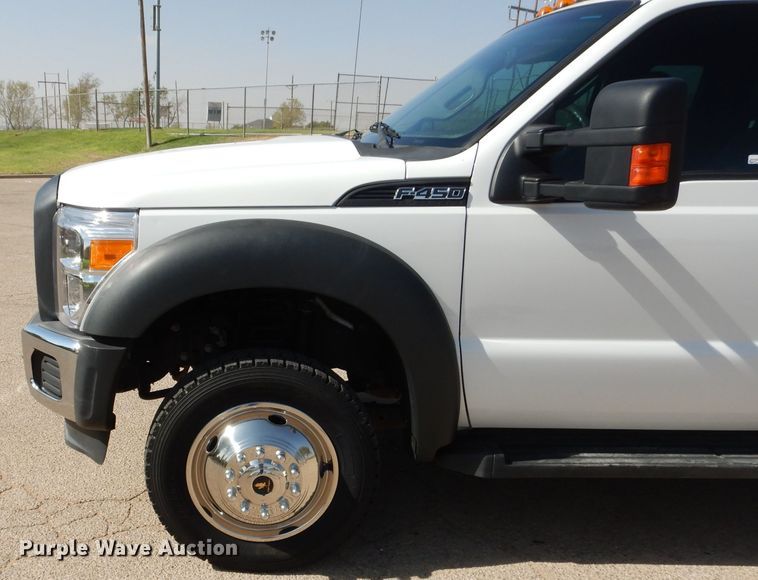 image for item HC9134 2013 Ford F450 Super Duty  utility truck with crane