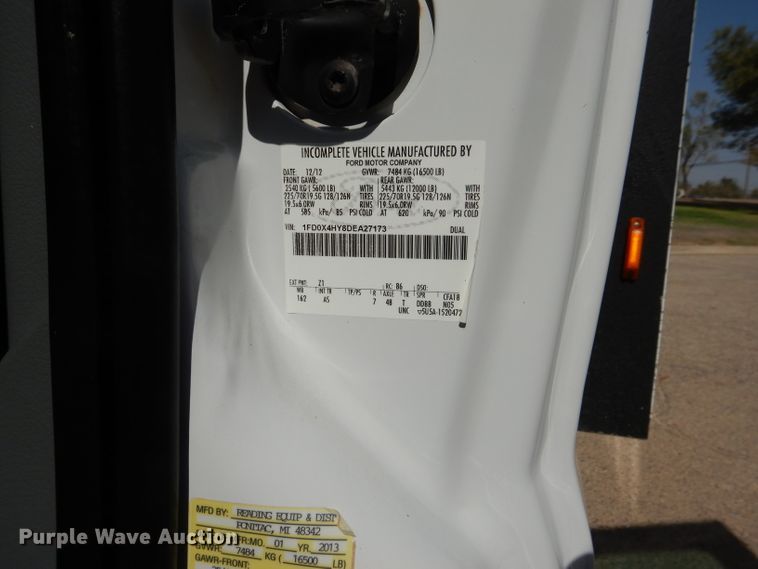 image for item HC9134 2013 Ford F450 Super Duty  utility truck with crane