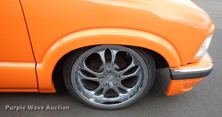 image for item HD9152 1995 GMC Sonoma  Ext. Cab pickup truck