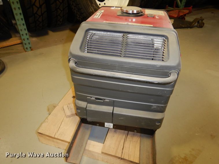 image for item HE9292 Honda EU3000 generator