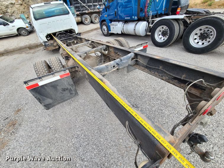 image for item HE9948 2008 Ford F650 Super Duty  truck cab and chassis