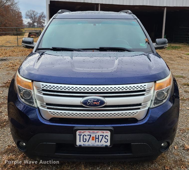 image for item HE9983 2011 Ford Explorer XLT  SUV