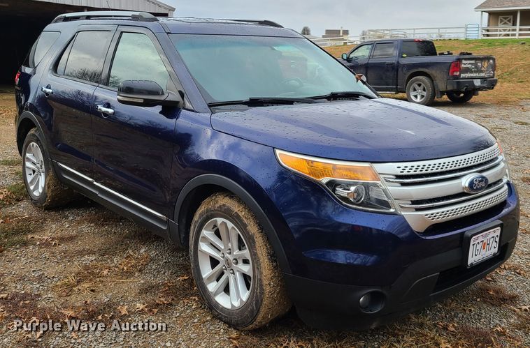 image for item HE9983 2011 Ford Explorer XLT  SUV