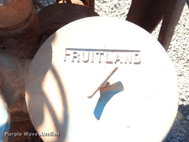 image for item HI9010 2000 Peterbilt 379  semi truck