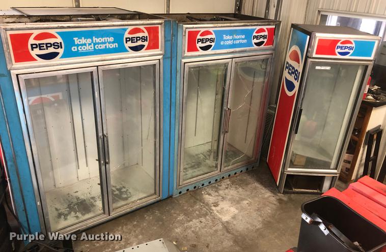 image for item HJ9621 (3) beverage coolers