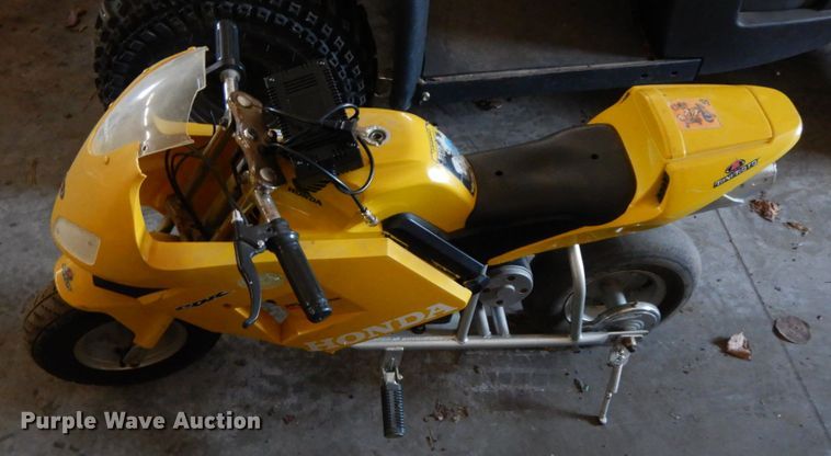 image for item HJ9621 (3) beverage coolers