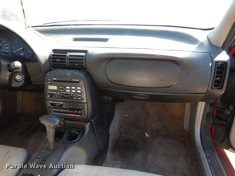 image for item HK9525 1999 Saturn SC SC1