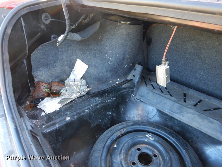 image for item HK9525 1999 Saturn SC SC1