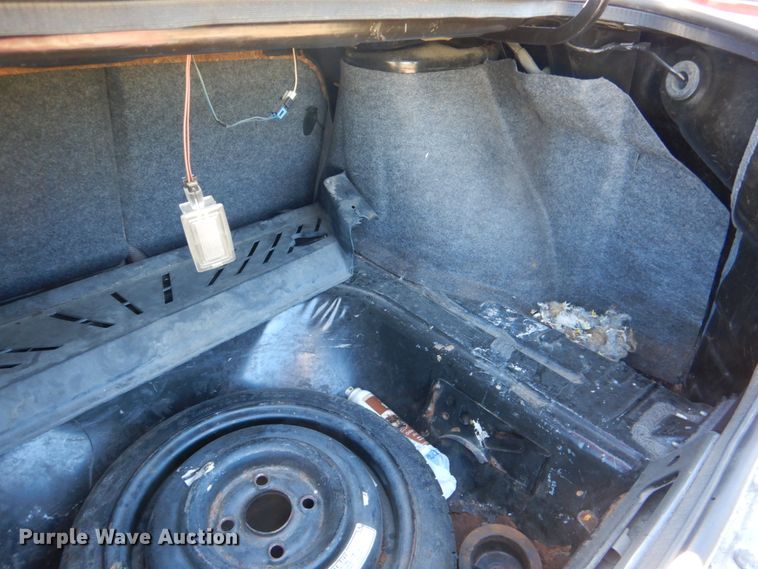 image for item HK9525 1999 Saturn SC SC1