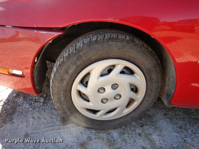 image for item HK9525 1999 Saturn SC SC1