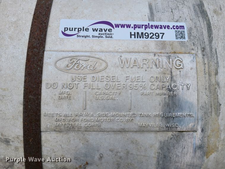 image for item HM9297 (2) aluminum fuel tanks