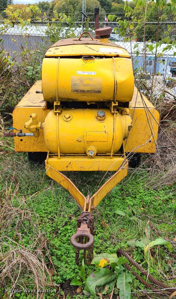 image for item HM9298 Ingersoll Rand GR105 air compressor