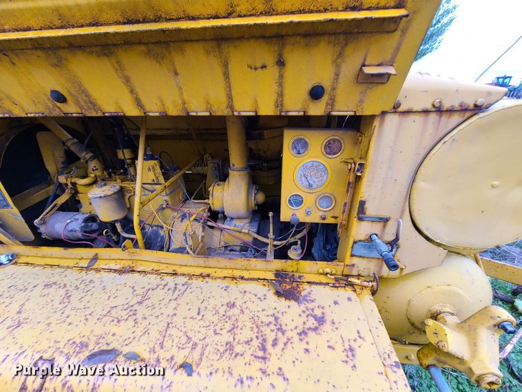 image for item HM9298 Ingersoll Rand GR105 air compressor