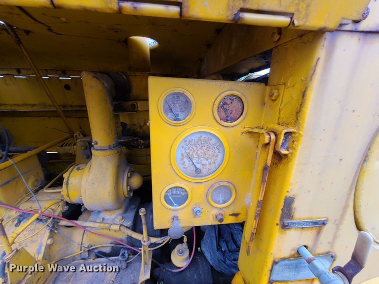 image for item HM9298 Ingersoll Rand GR105 air compressor