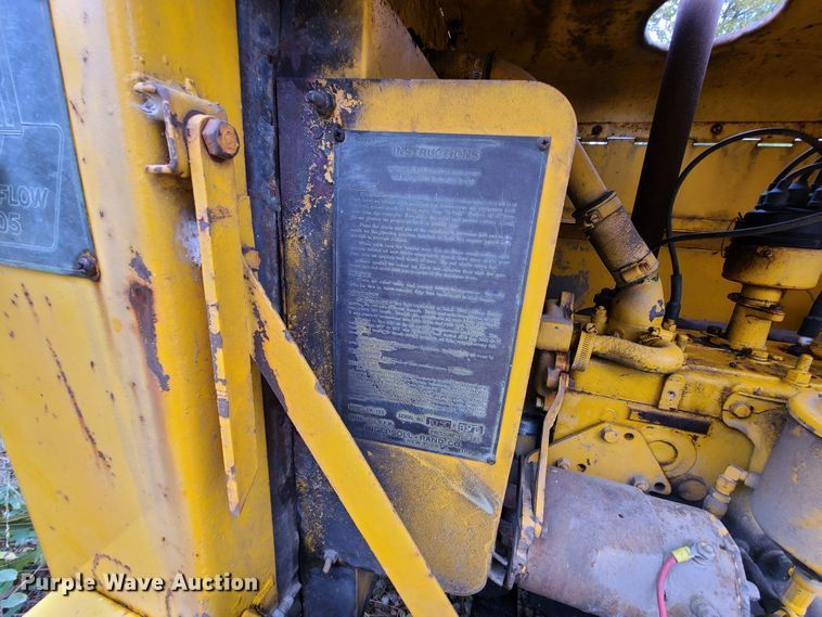 image for item HM9298 Ingersoll Rand GR105 air compressor