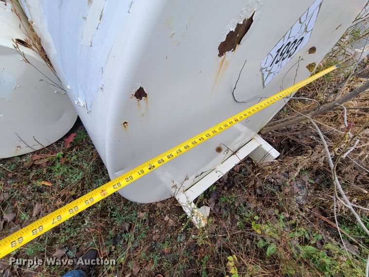 image for item HM9301 (2) fuel tanks