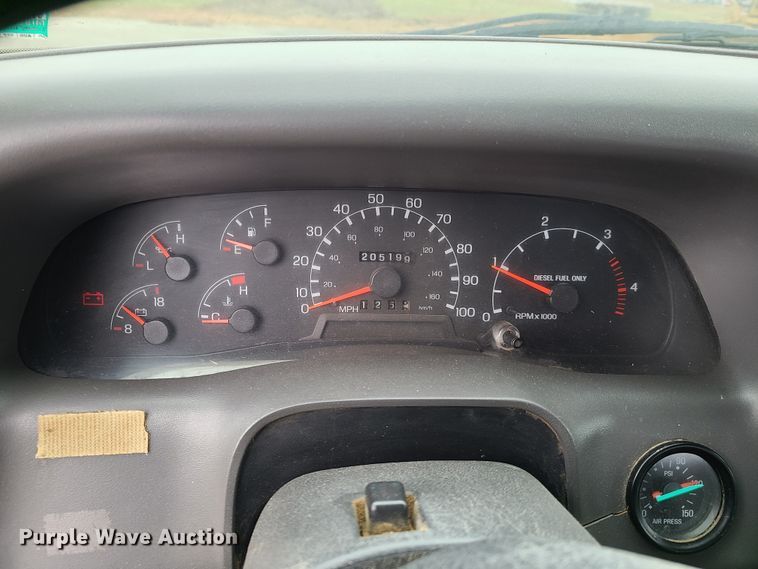 image for item HM9302 2000 Ford F650 Super Duty  utility truck