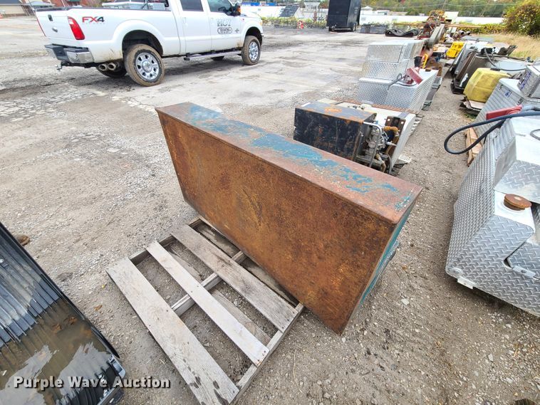 image for item HM9306 (6) tanks