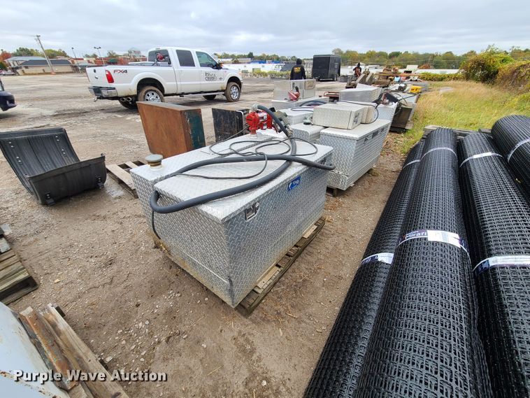 image for item HM9307 (3) aluminum auxiliary fuel tanks/toolboxes