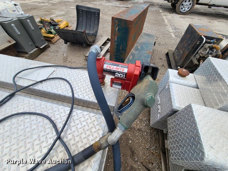 image for item HM9307 (3) aluminum auxiliary fuel tanks/toolboxes