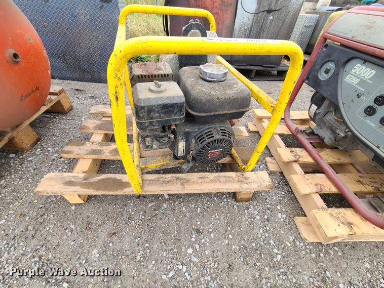 image for item HM9310 Generator and water pumps