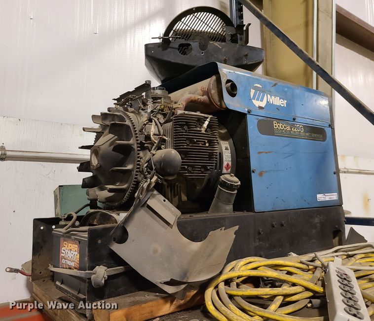 image for item HM9317 Miller Bobcat 225G welder/generator