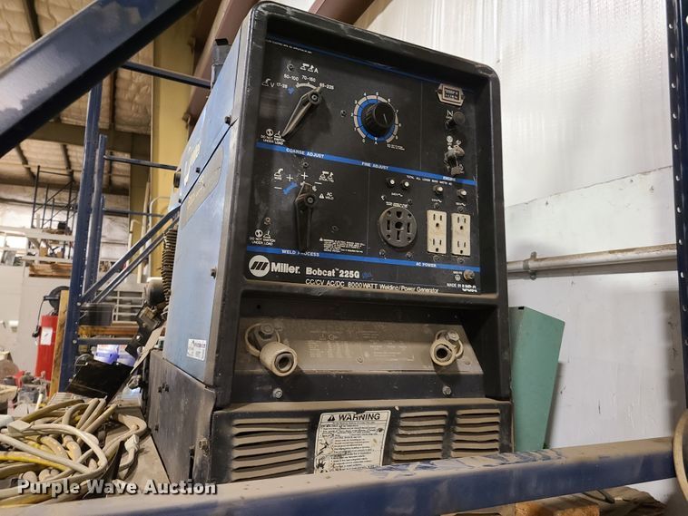 image for item HM9317 Miller Bobcat 225G welder/generator