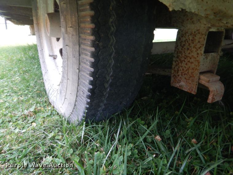 image for item HS9496 1969 Bonanza  camper