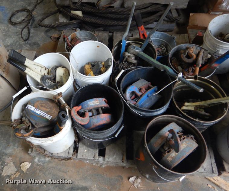 image for item HV9500 Hoists and come-a-longs