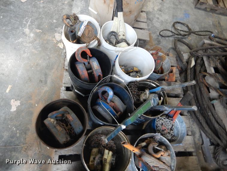 image for item HV9500 Hoists and come-a-longs