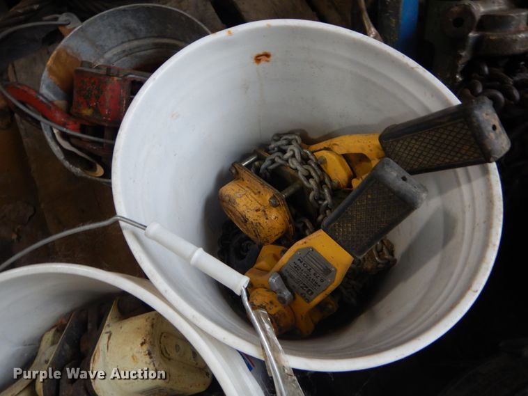 image for item HV9500 Hoists and come-a-longs