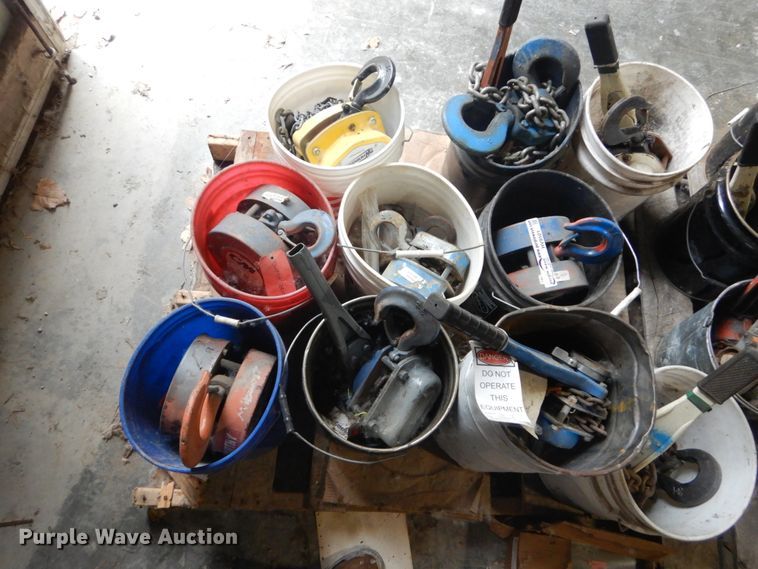 image for item HV9501 Hoists and come-a-longs