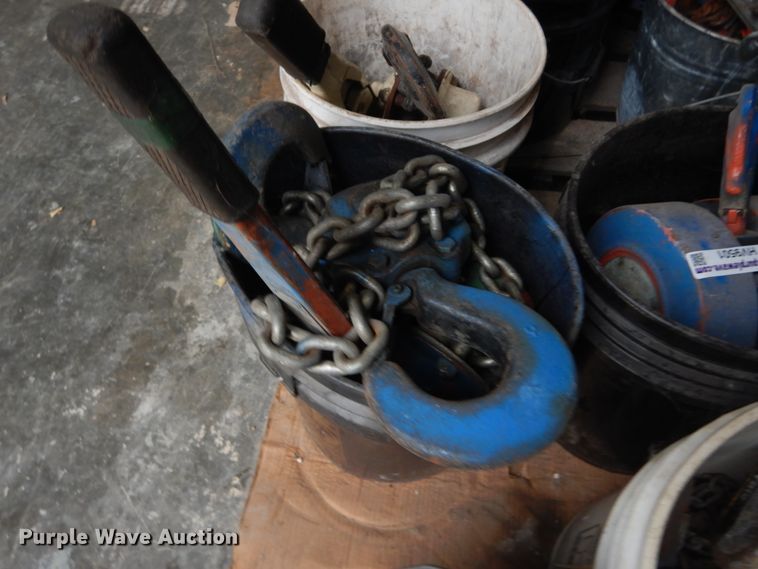 image for item HV9501 Hoists and come-a-longs