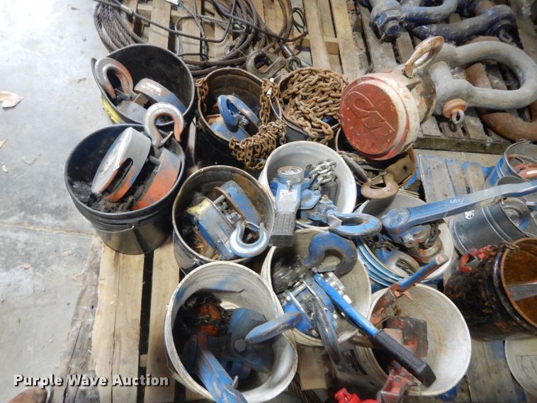 image for item HV9502 Hoists and come-a-longs